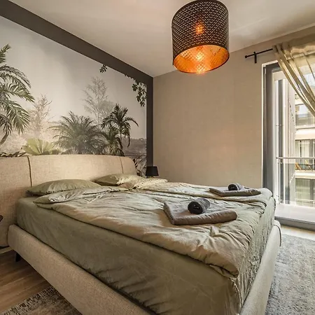 Luxury W Balcony Next To Andrassy Road *