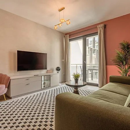 Luxury W Balcony Next To Andrassy Road *