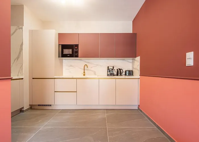 Luxury W Balcony Next To Andrassy Road 公寓
