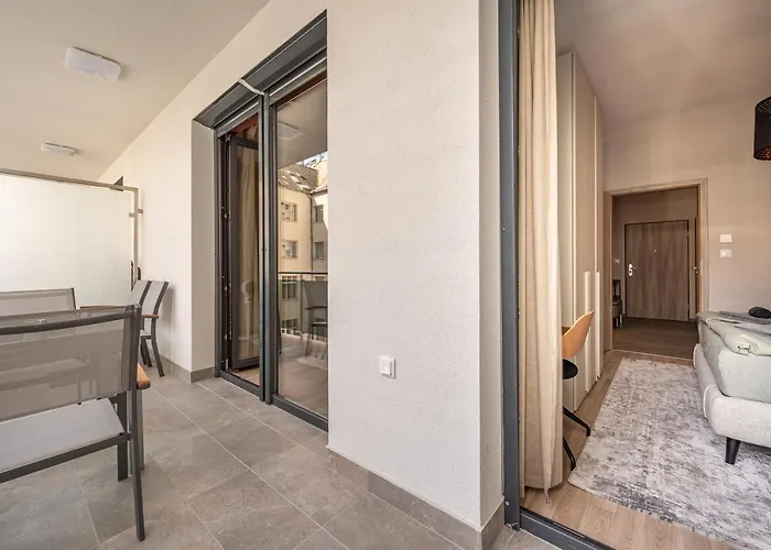 Luxury W Balcony Next To Andrassy Road * Budapest