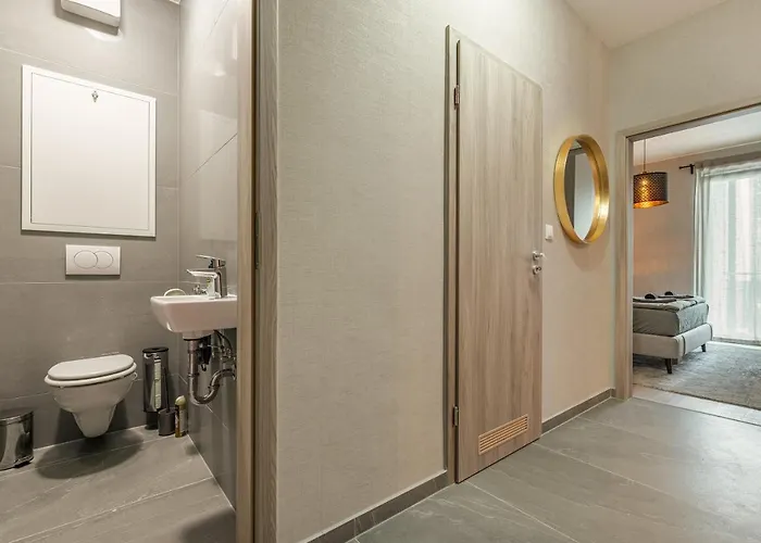 Luxury W Balcony Next To Andrassy Road 公寓