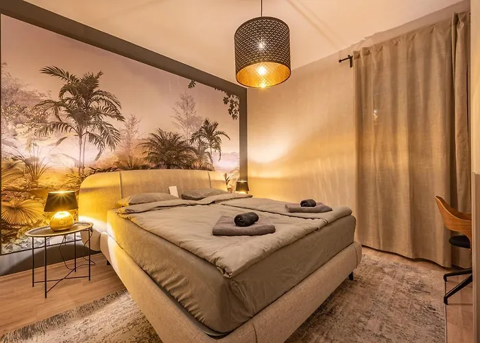 公寓 Luxury W Balcony Next To Andrassy Road 布达佩斯