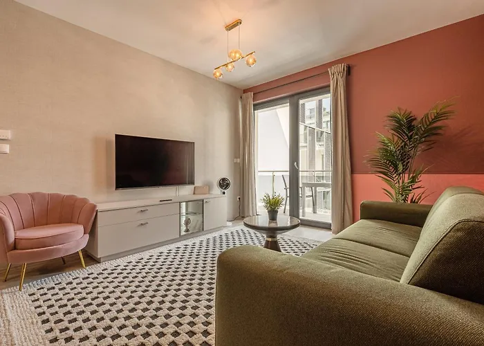 Luxury W Balcony Next To Andrassy Road *